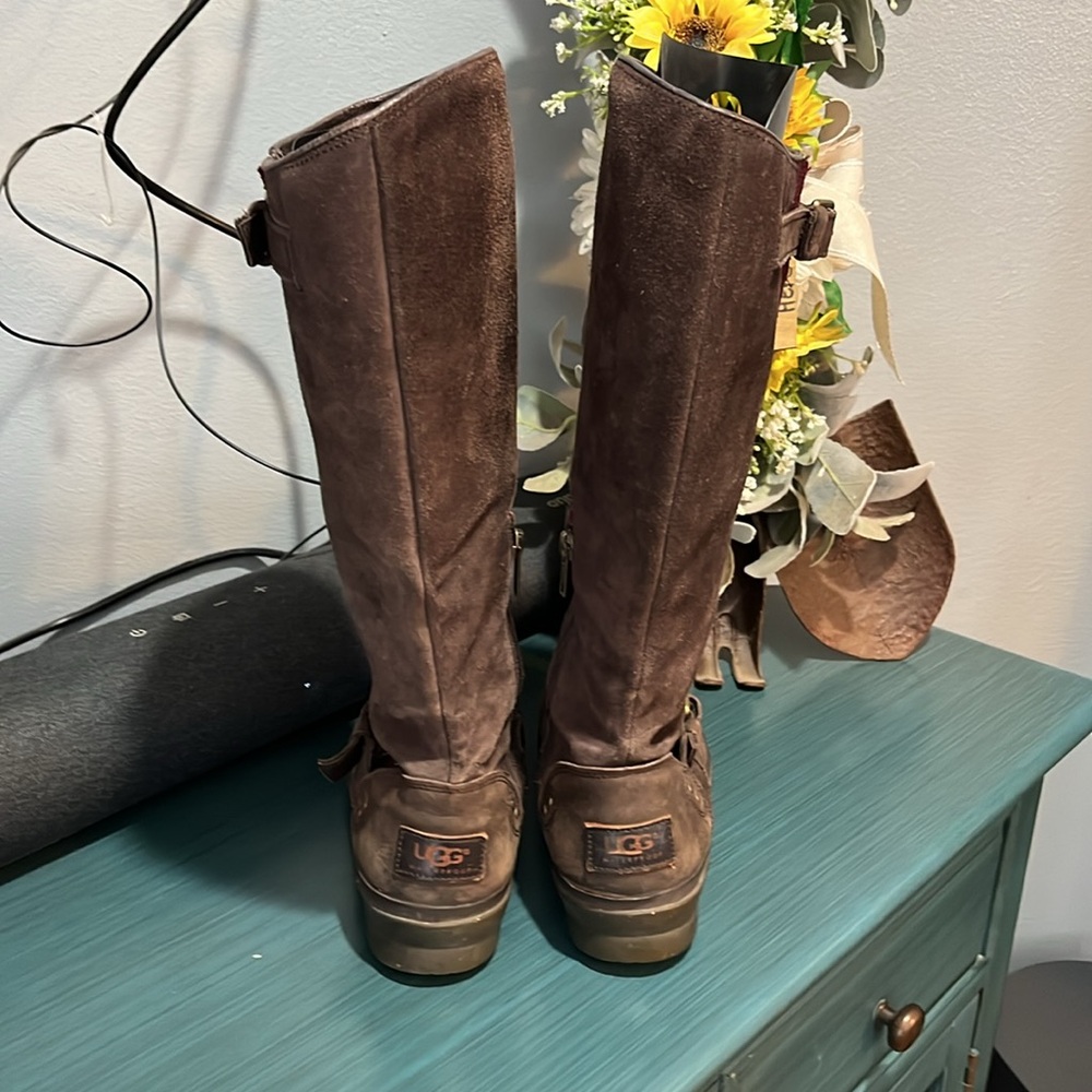 UGG Thomsen Tall Boots Brown Leather Suede - Picture 8 of 11